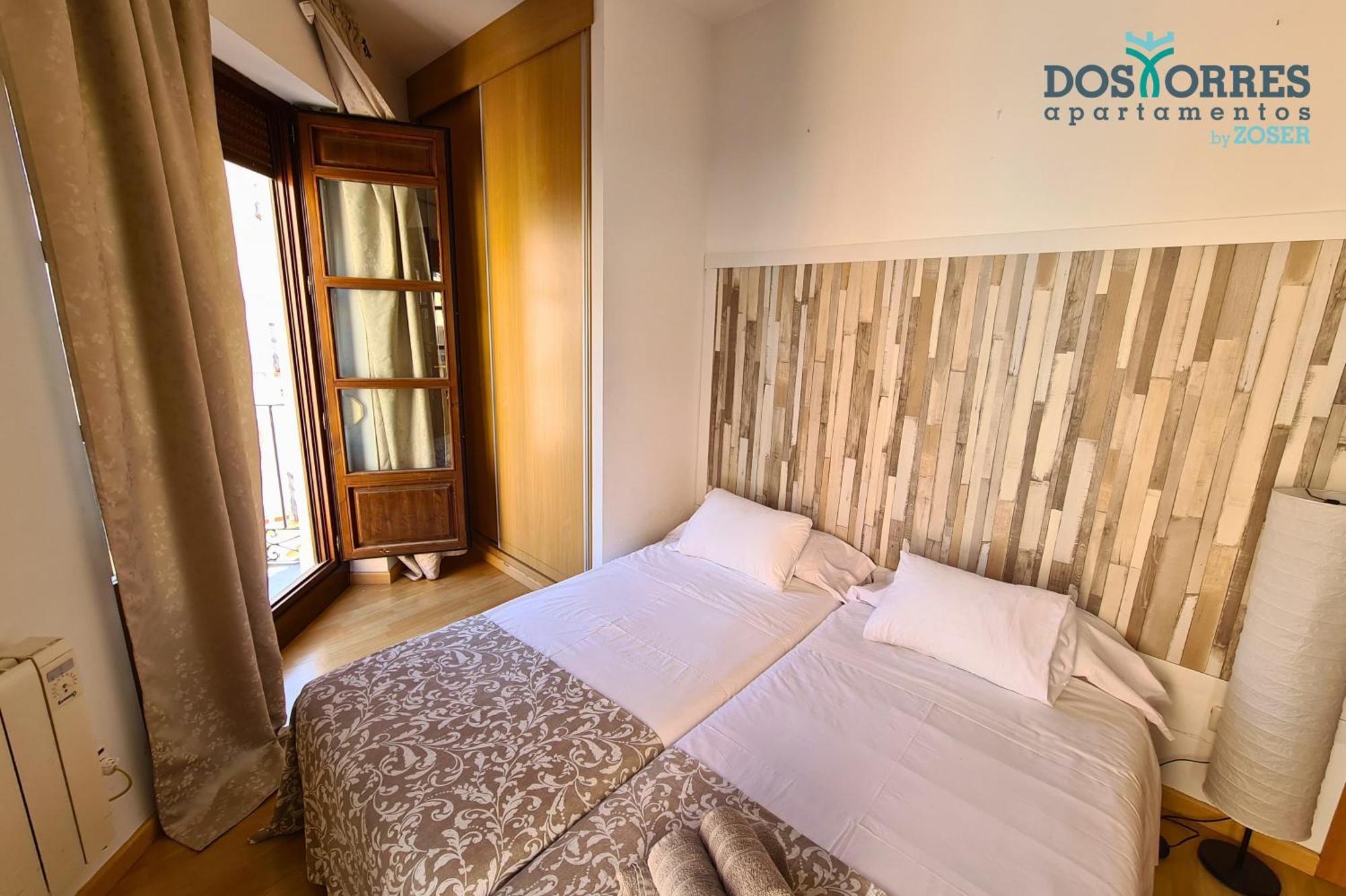 Dos Torres Pilar Suites- Balcones Con Vistas A La Ciudad Zaragoza Dış mekan fotoğraf